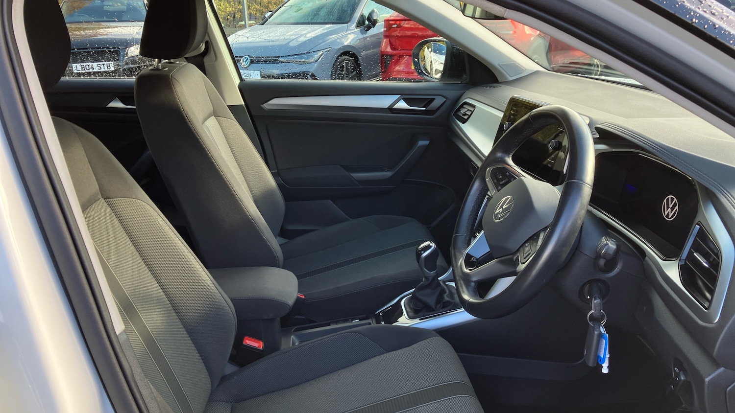 Used Volkswagen T-Roc 2023 for sale - 76451793: Photo 15