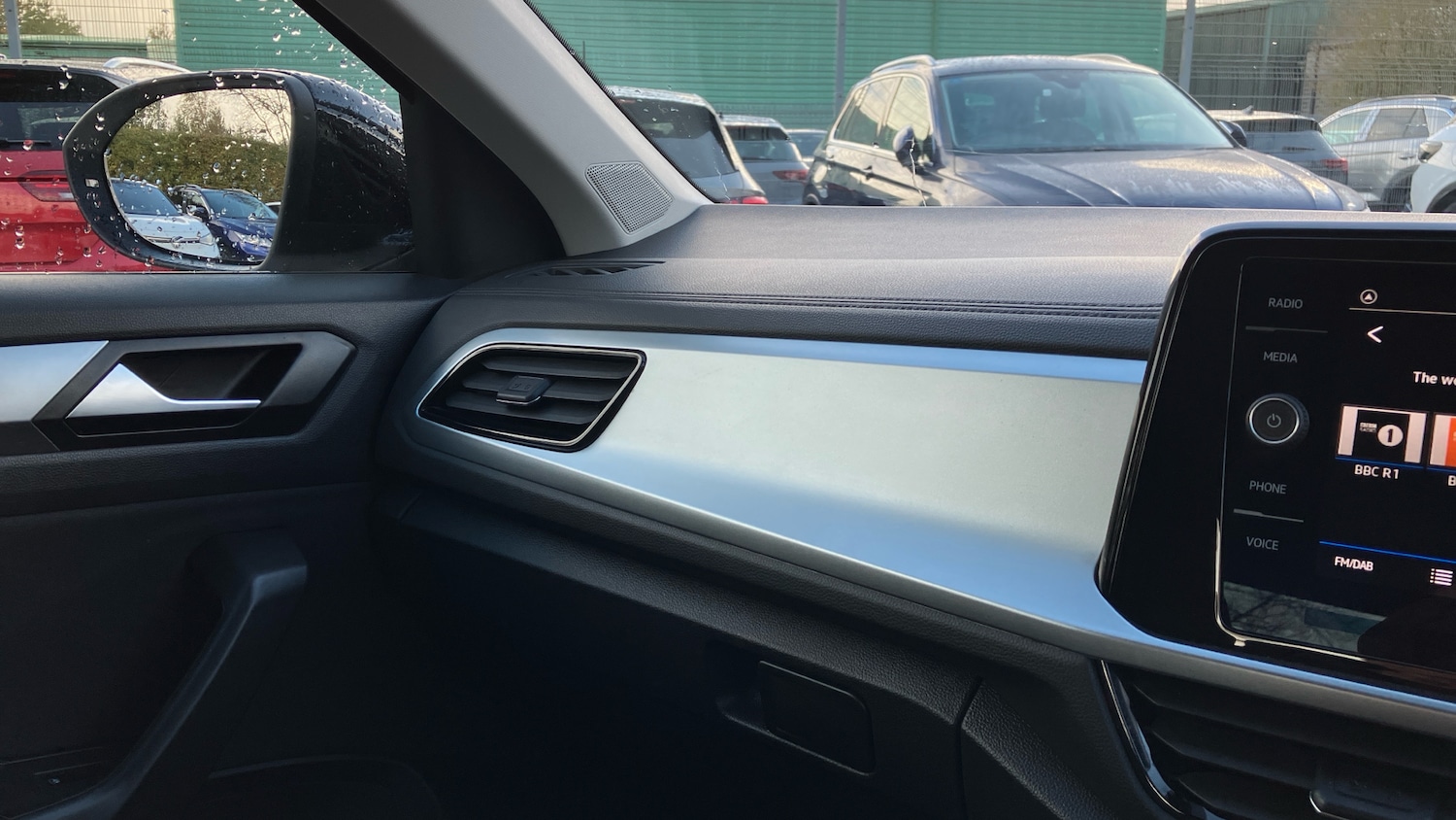 Used Volkswagen T-Roc 2023 for sale - 76451793: Photo 21