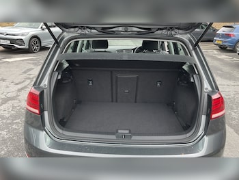 Used Volkswagen Golf 2017 for sale - 78775493: Photo