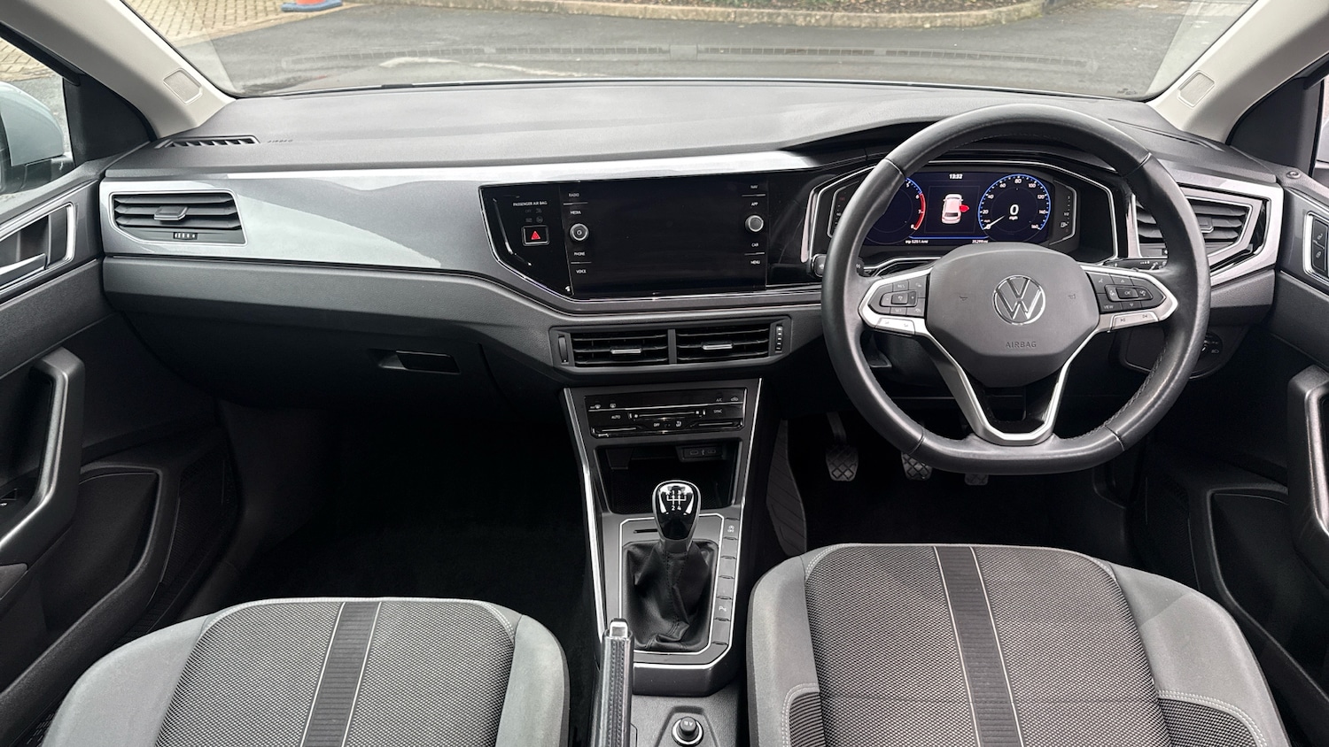 Used Volkswagen Polo 2024 for sale - 77367492: Photo 9