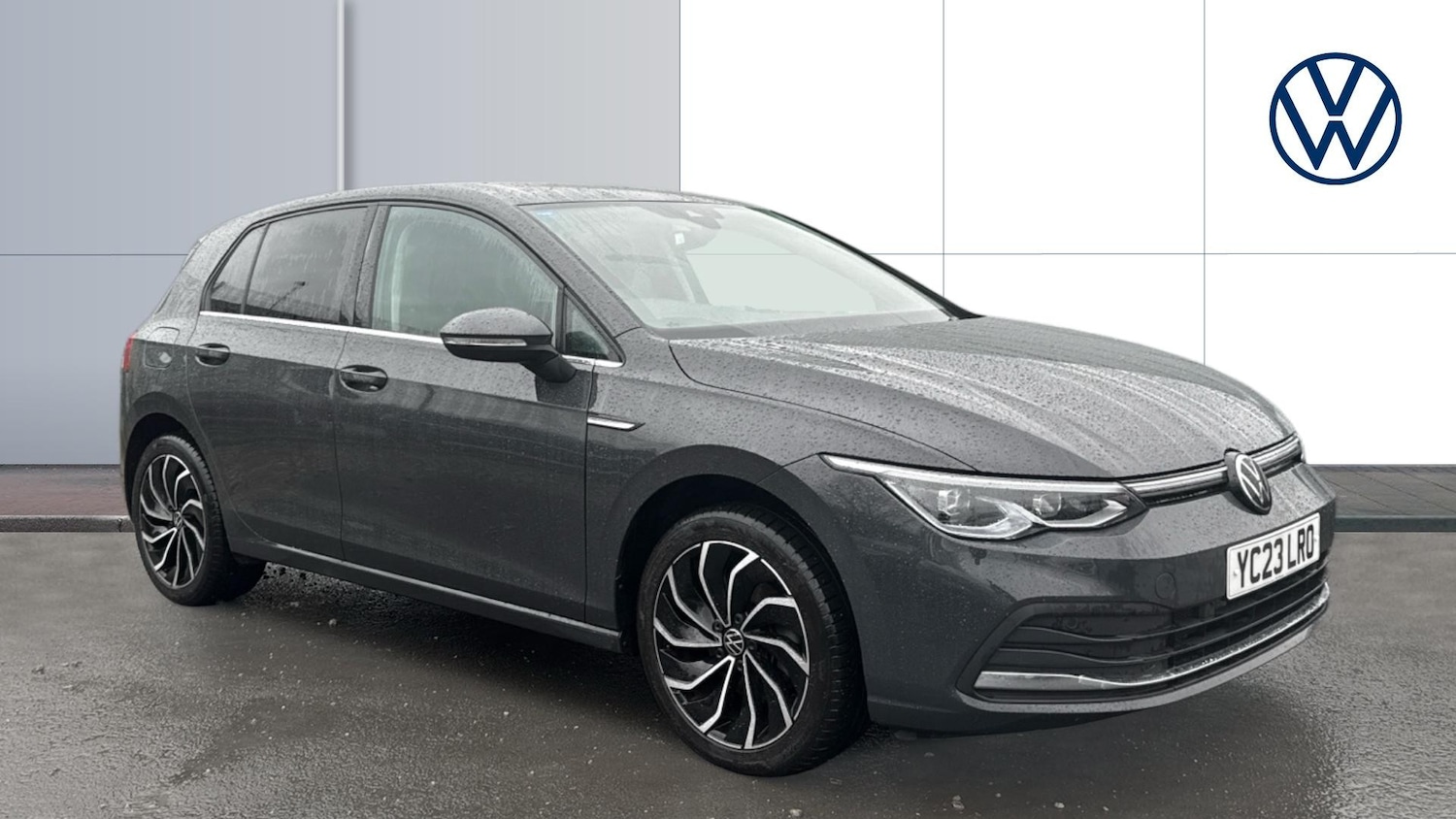 Used Volkswagen Golf 2023 for sale - 77363919: Photo 1