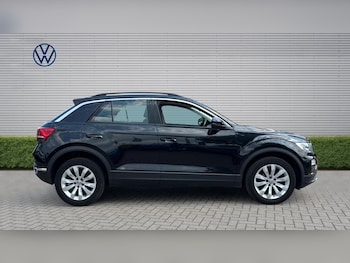 Used Volkswagen T-Roc 2020 for sale - 79098036: Photo