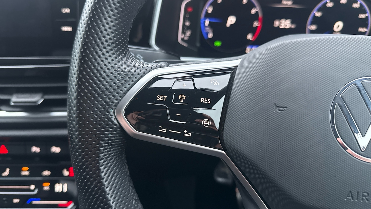 Used Volkswagen T-Roc 2022 for sale - 77271262: Photo 17