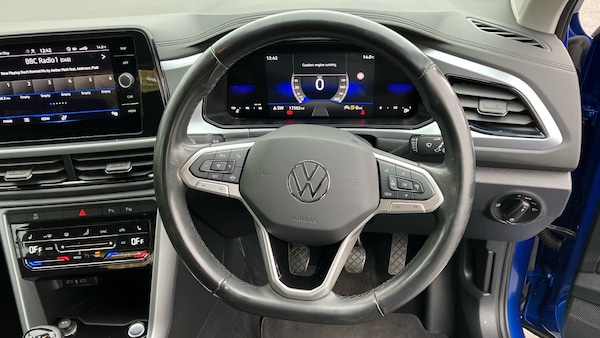 Used Volkswagen T-Roc 2022 for sale - 76219079: Photo 10