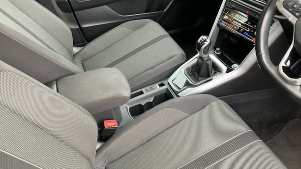 Used Volkswagen T-Roc 2022 for sale - 76219079: Photo 14