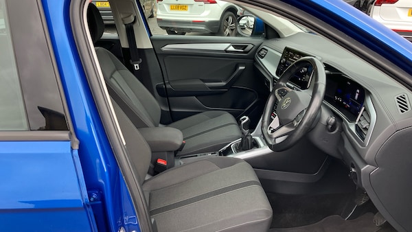 Used Volkswagen T-Roc 2022 for sale - 76219079: Photo 15