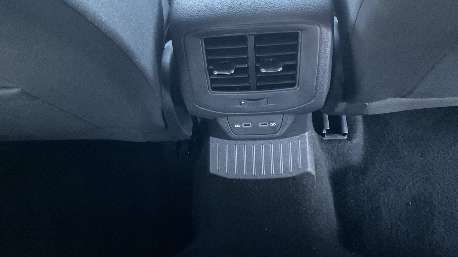 Used Volkswagen T-Roc 2025 for sale - 77247249: Photo 21