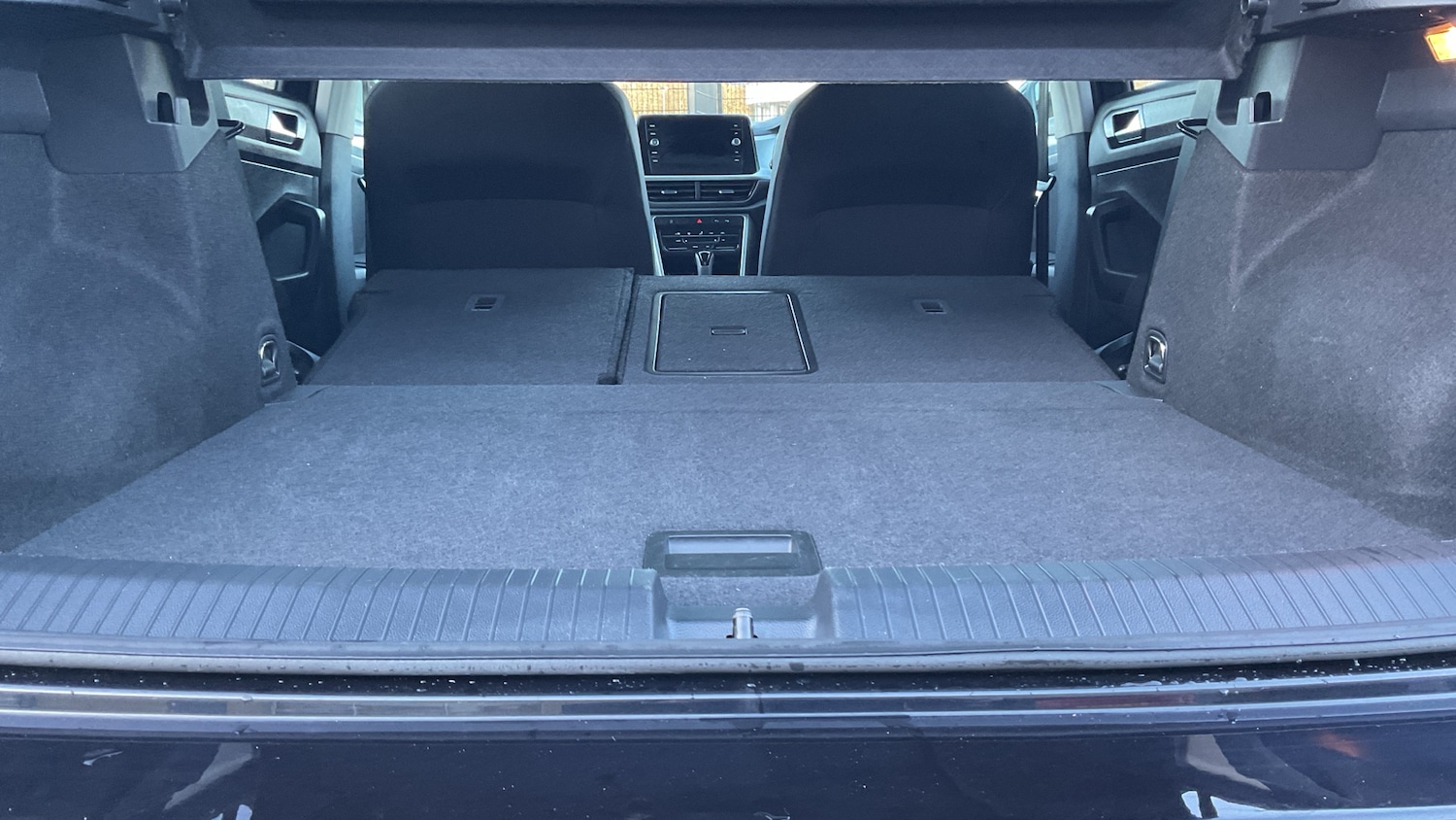 Used Volkswagen T-Roc 2025 for sale - 77247249: Photo 25