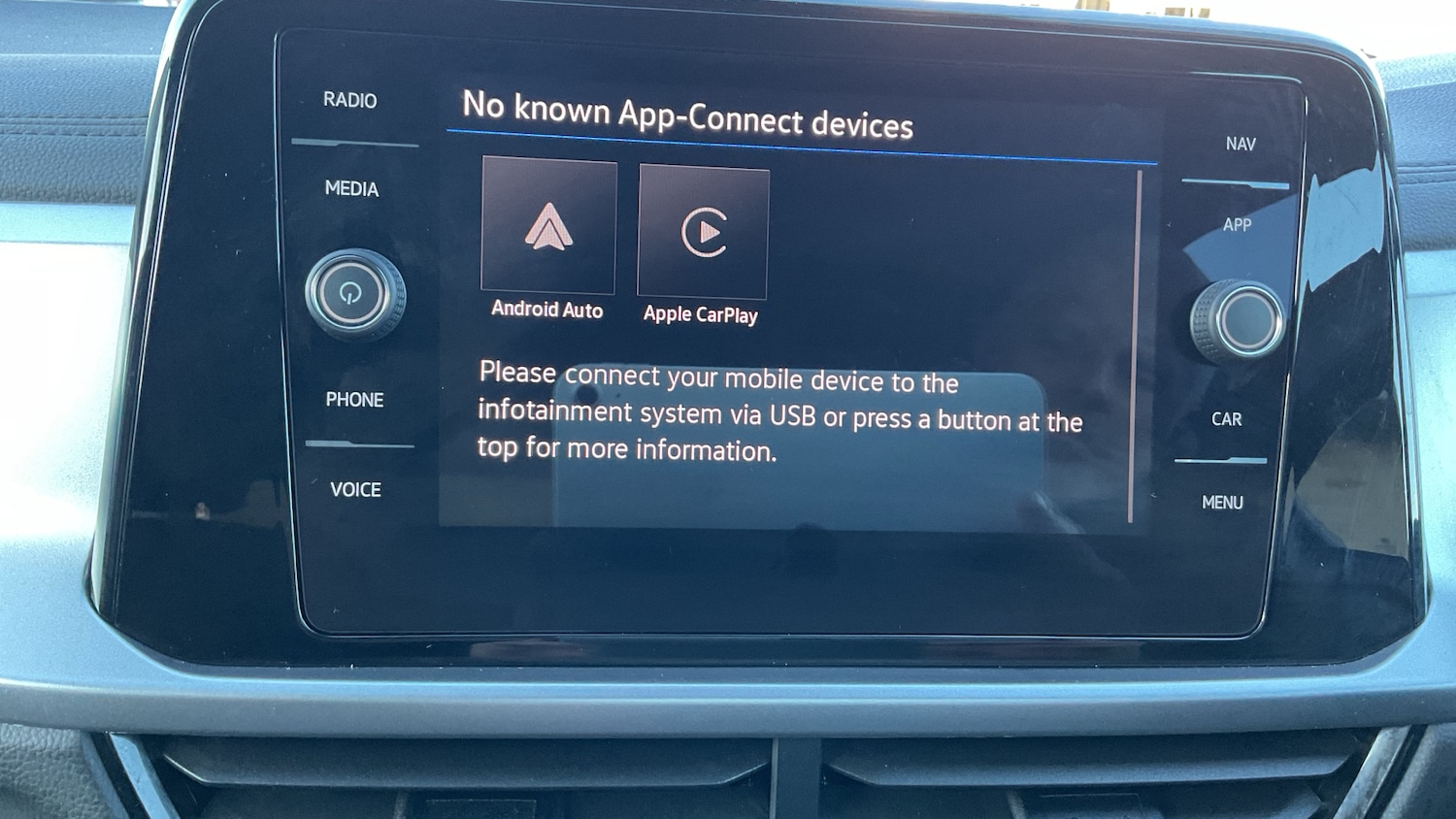 Used Volkswagen T-Roc 2025 for sale - 77247249: Photo 34