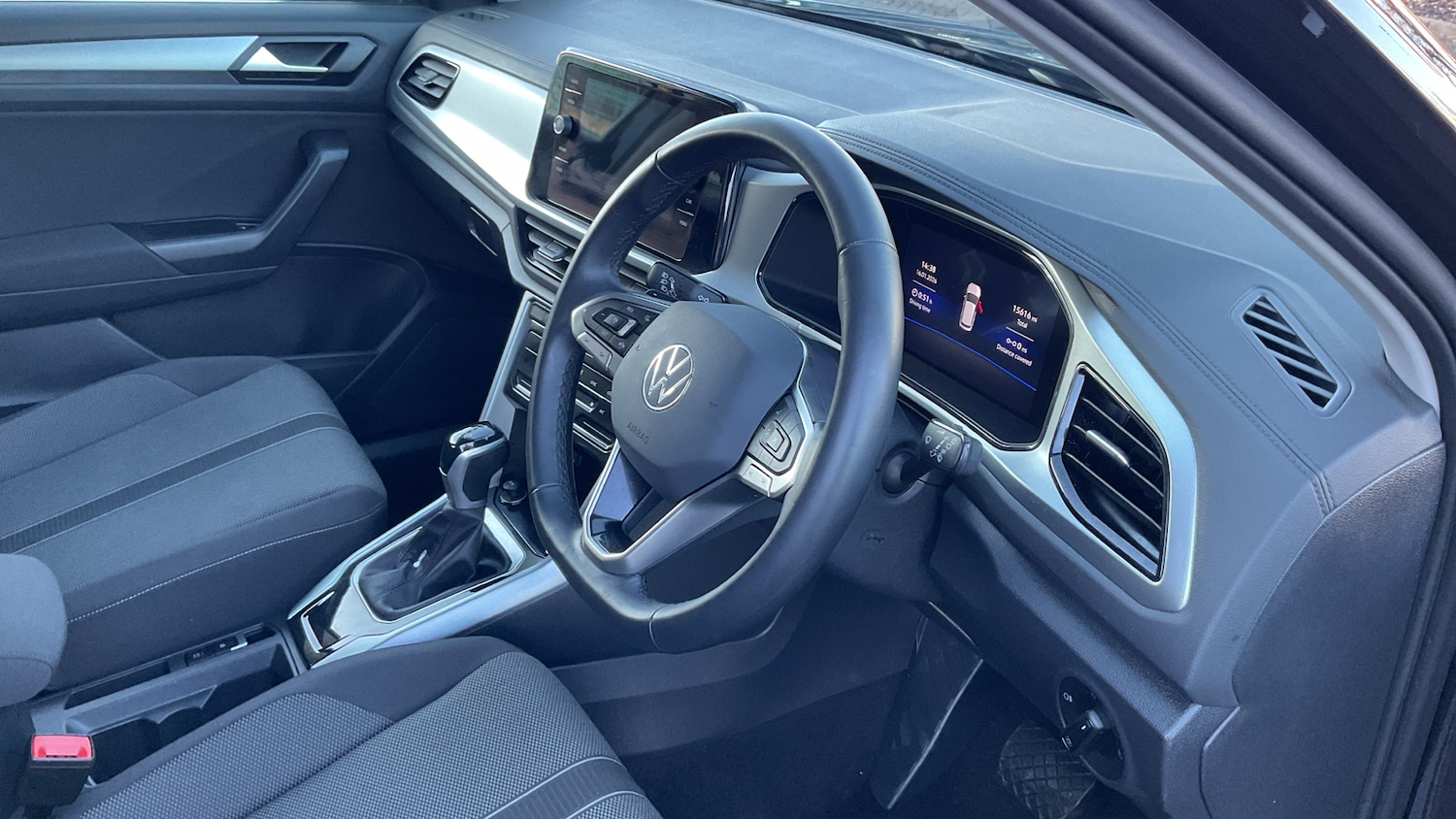 Used Volkswagen T-Roc 2025 for sale - 77247249: Photo 6