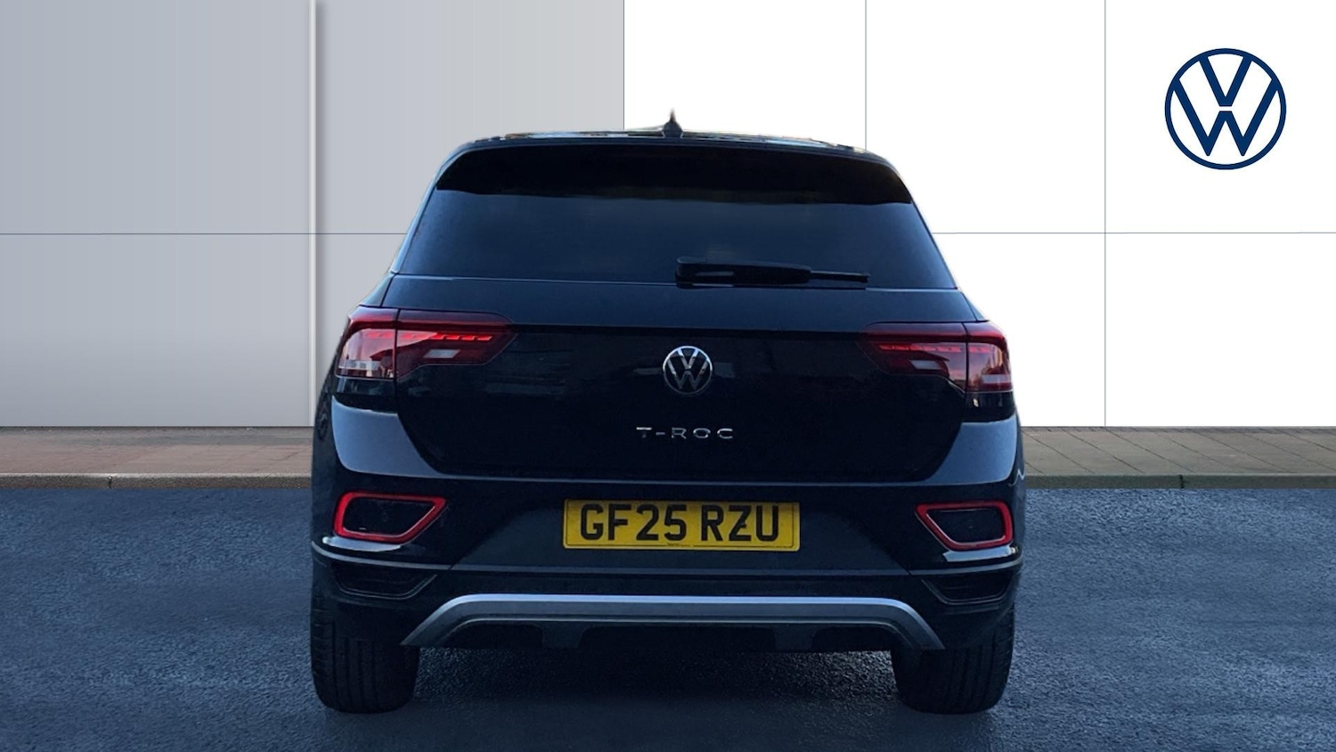 Used Volkswagen T-Roc 2025 for sale - 77247249: Photo 8