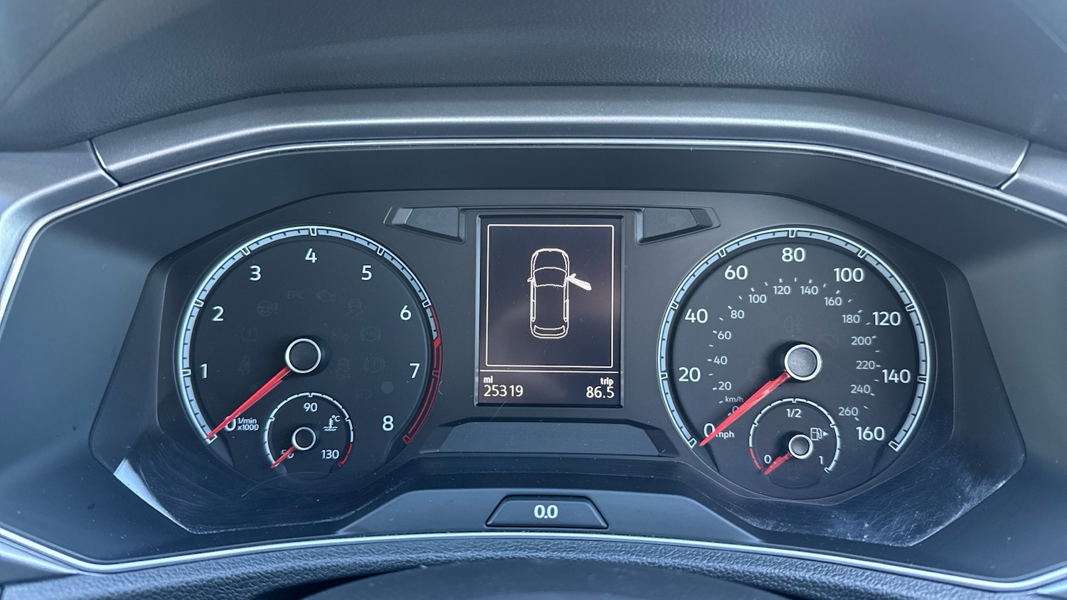 Used Volkswagen T-Roc 2022 for sale - 77946959: Photo 11