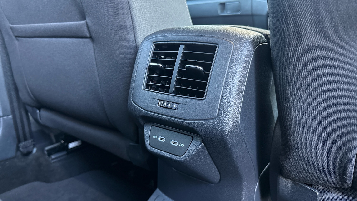 Used Volkswagen T-Roc 2022 for sale - 77946959: Photo 29