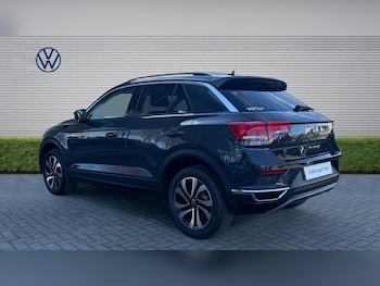 Used Volkswagen T-Roc 2022 for sale - 77946959: Photo