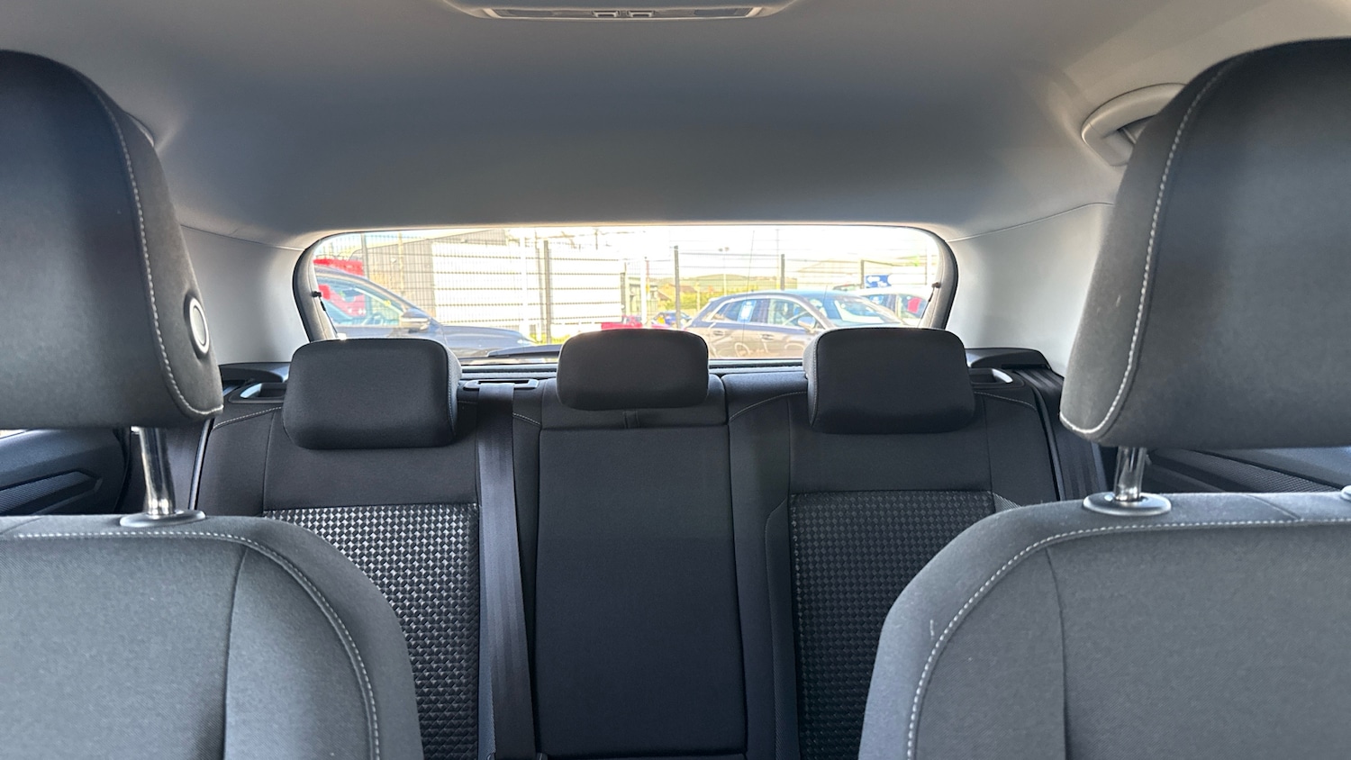 Used Volkswagen T-Roc 2022 for sale - 77946959: Photo 45