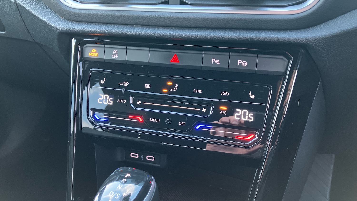 Used Volkswagen T-Roc 2022 for sale - 76971084: Photo 13