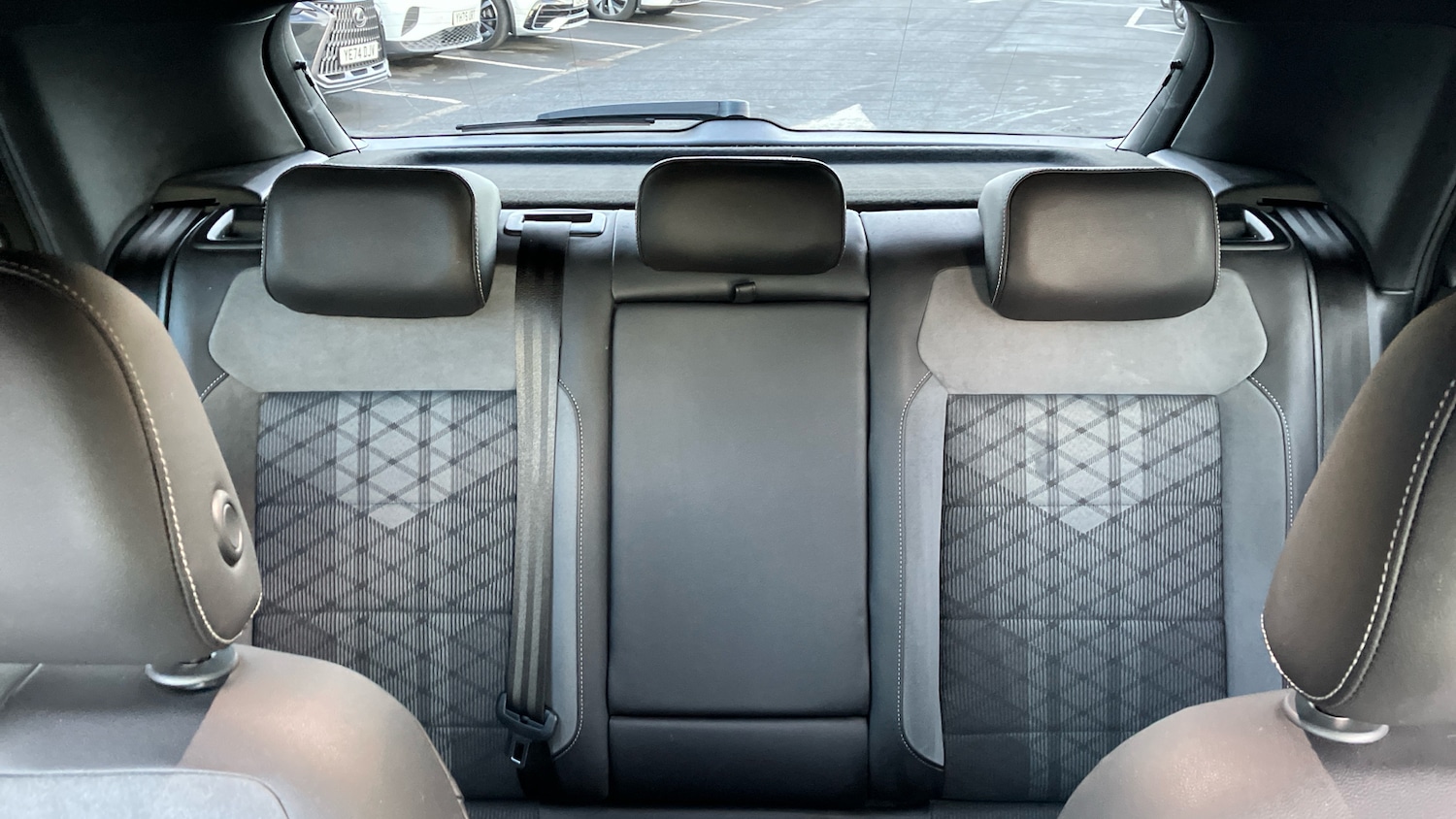 Used Volkswagen T-Roc 2022 for sale - 76971084: Photo 16