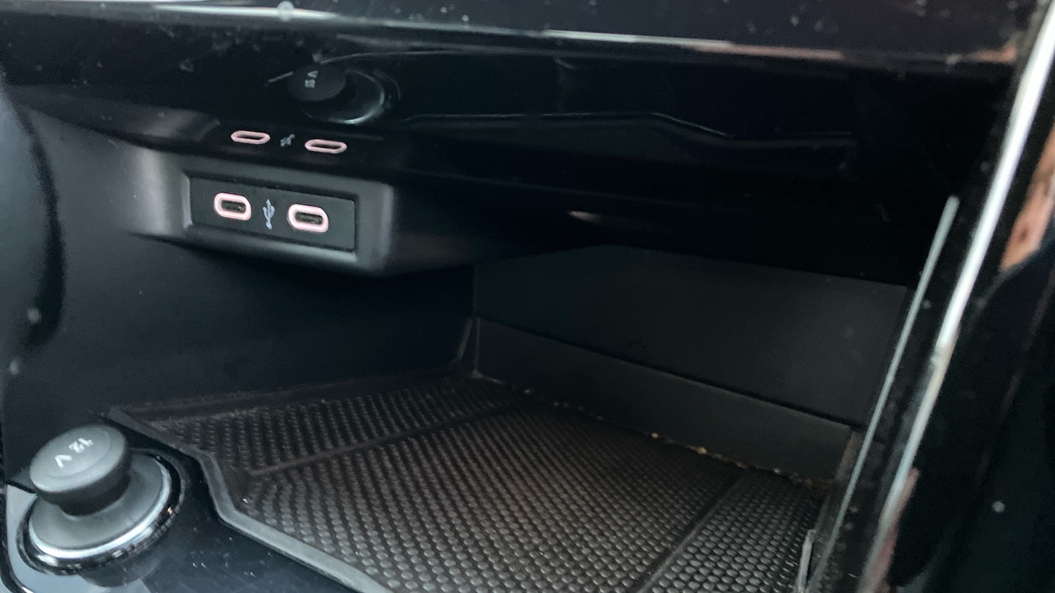 Used Volkswagen T-Roc 2022 for sale - 76971084: Photo 21