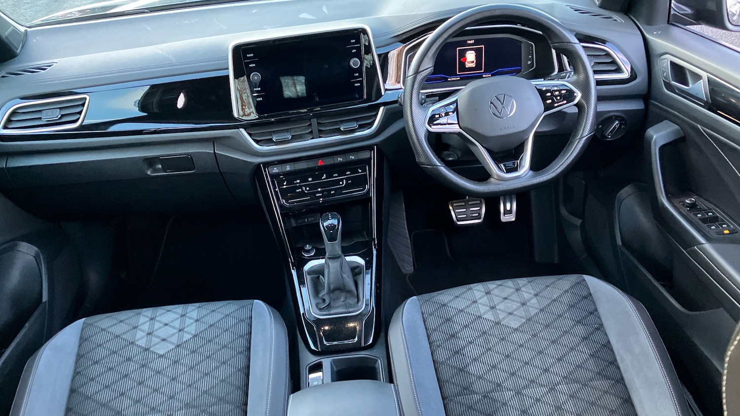 Used Volkswagen T-Roc 2022 for sale - 76971084: Photo 9