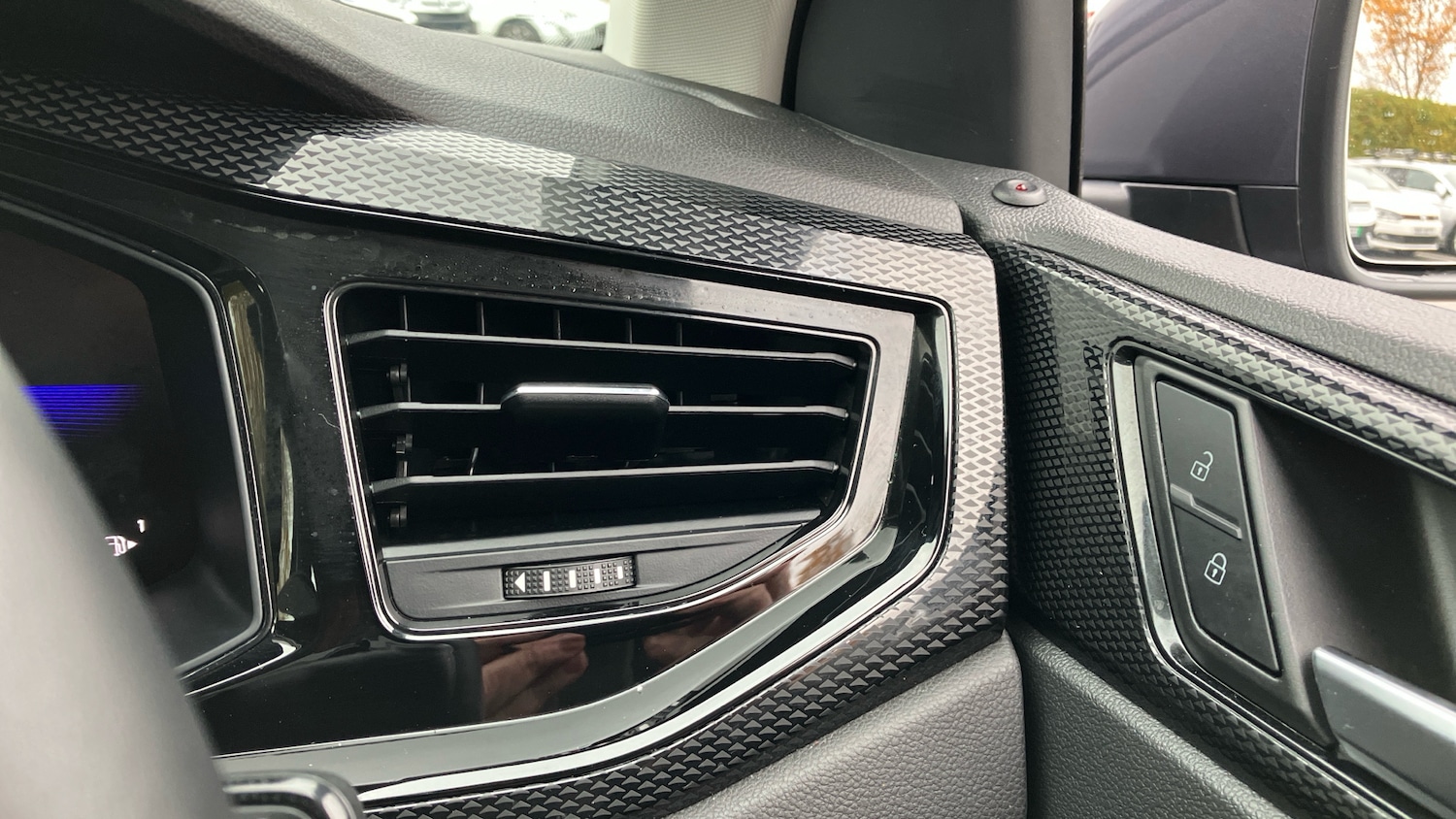 Used Volkswagen Polo 2024 for sale - 76393405: Photo 24