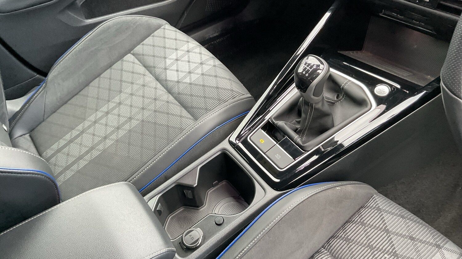 Used Volkswagen Golf 2024 for sale - 78081619: Photo 14