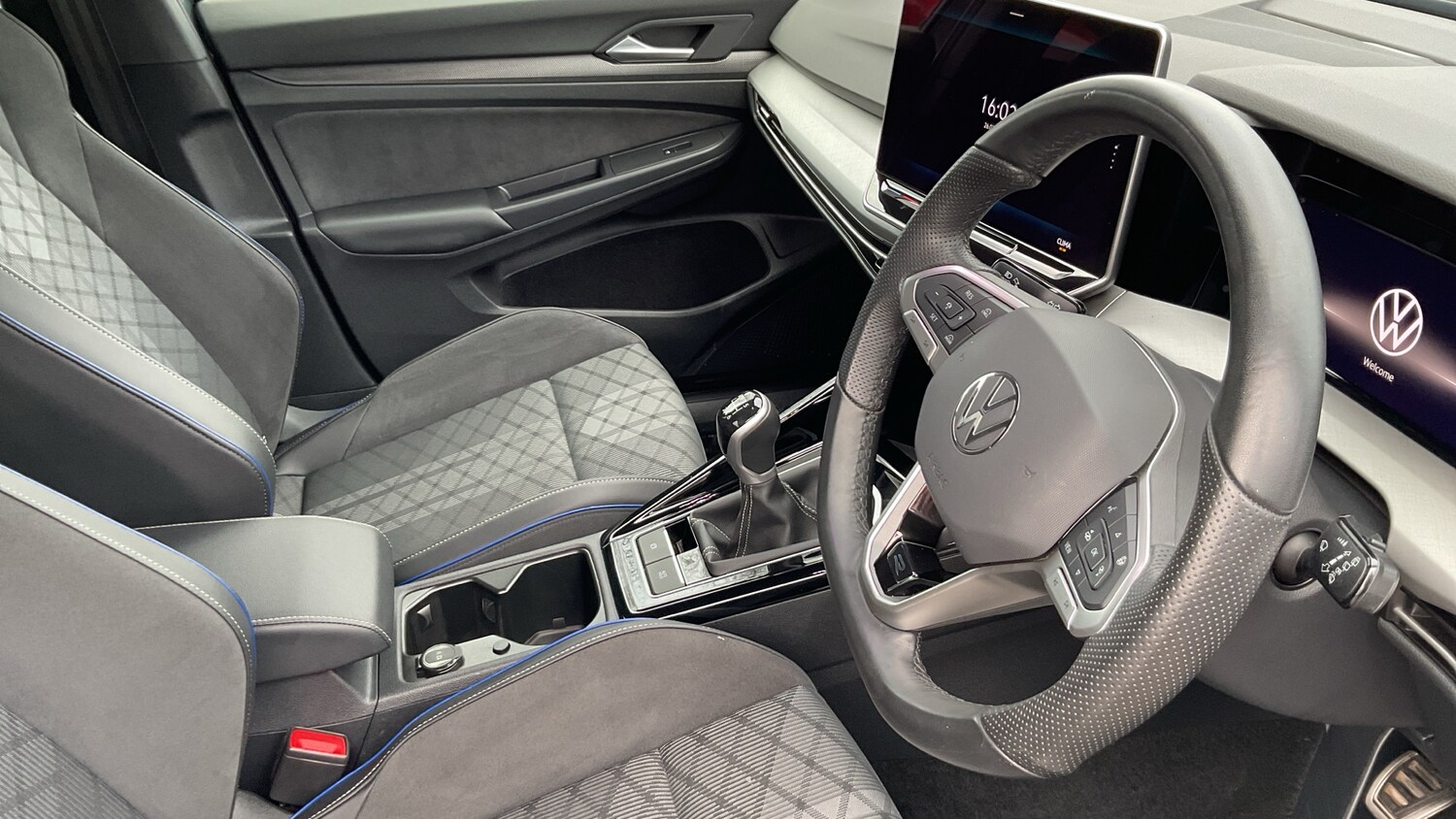 Used Volkswagen Golf 2024 for sale - 78081619: Photo 15