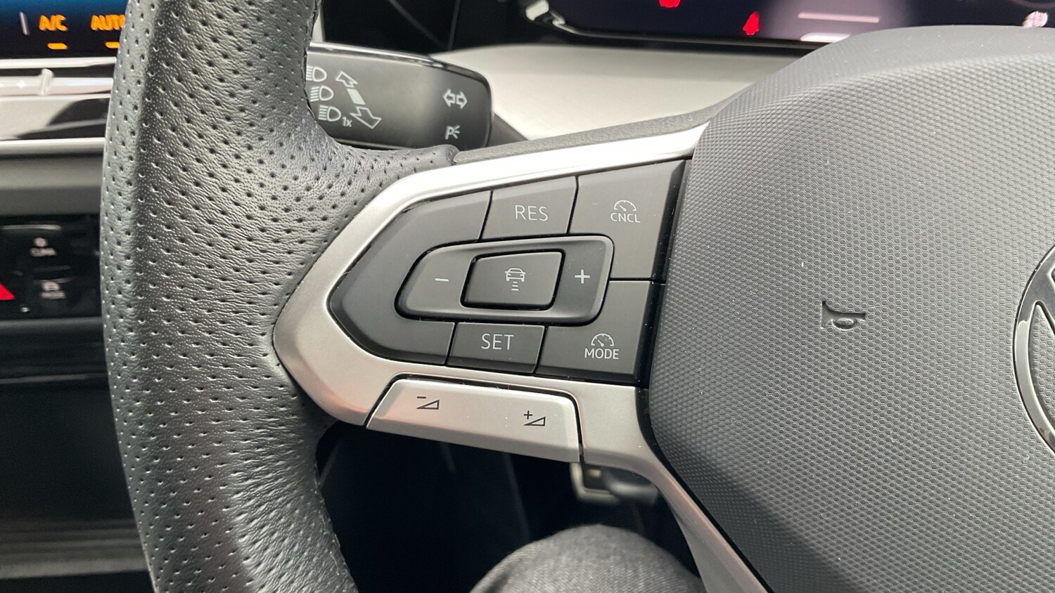 Used Volkswagen Golf 2024 for sale - 78081619: Photo 17