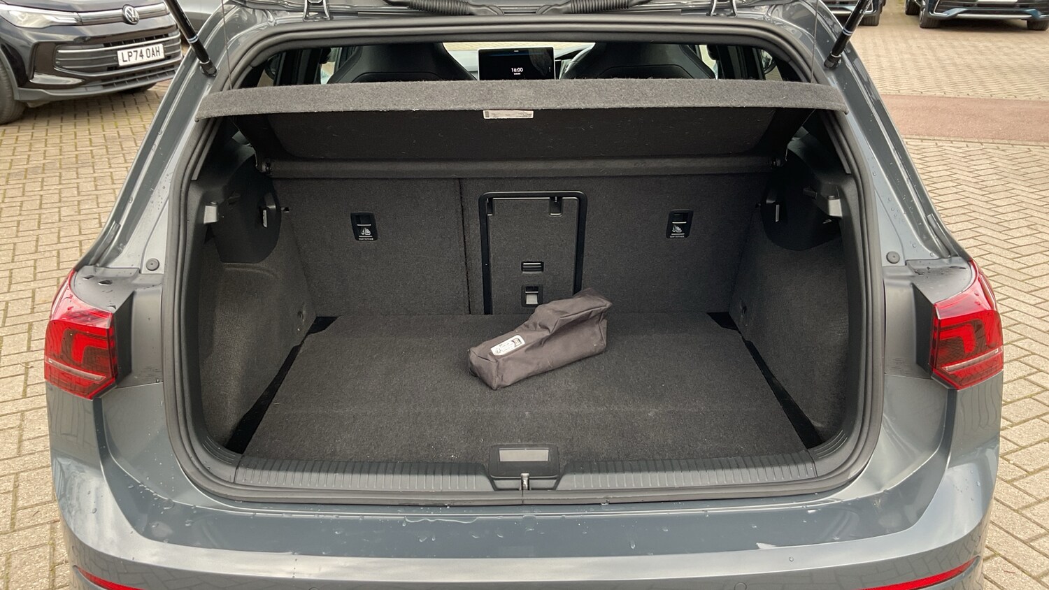 Used Volkswagen Golf 2024 for sale - 78081619: Photo 20