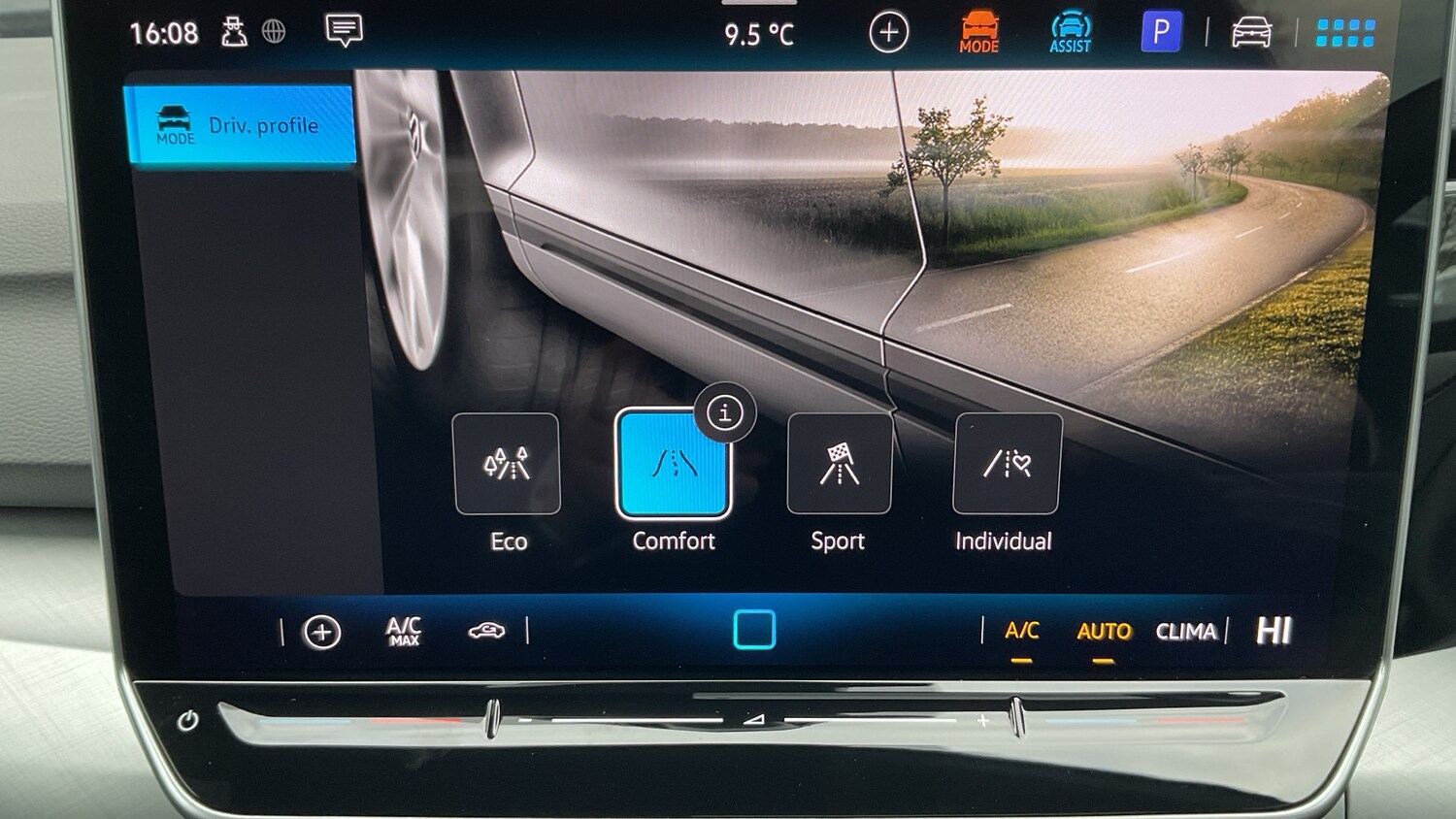 Used Volkswagen Golf 2024 for sale - 78081619: Photo 24