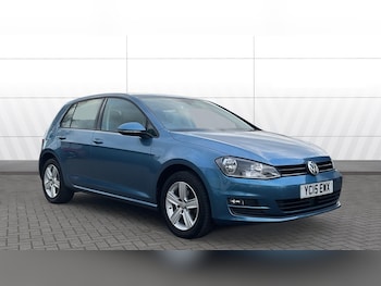 Used Volkswagen Golf 2015 for sale - 77829919: Photo