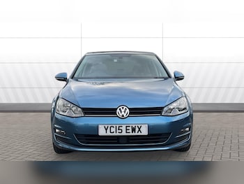 Used Volkswagen Golf 2015 for sale - 77829919: Photo
