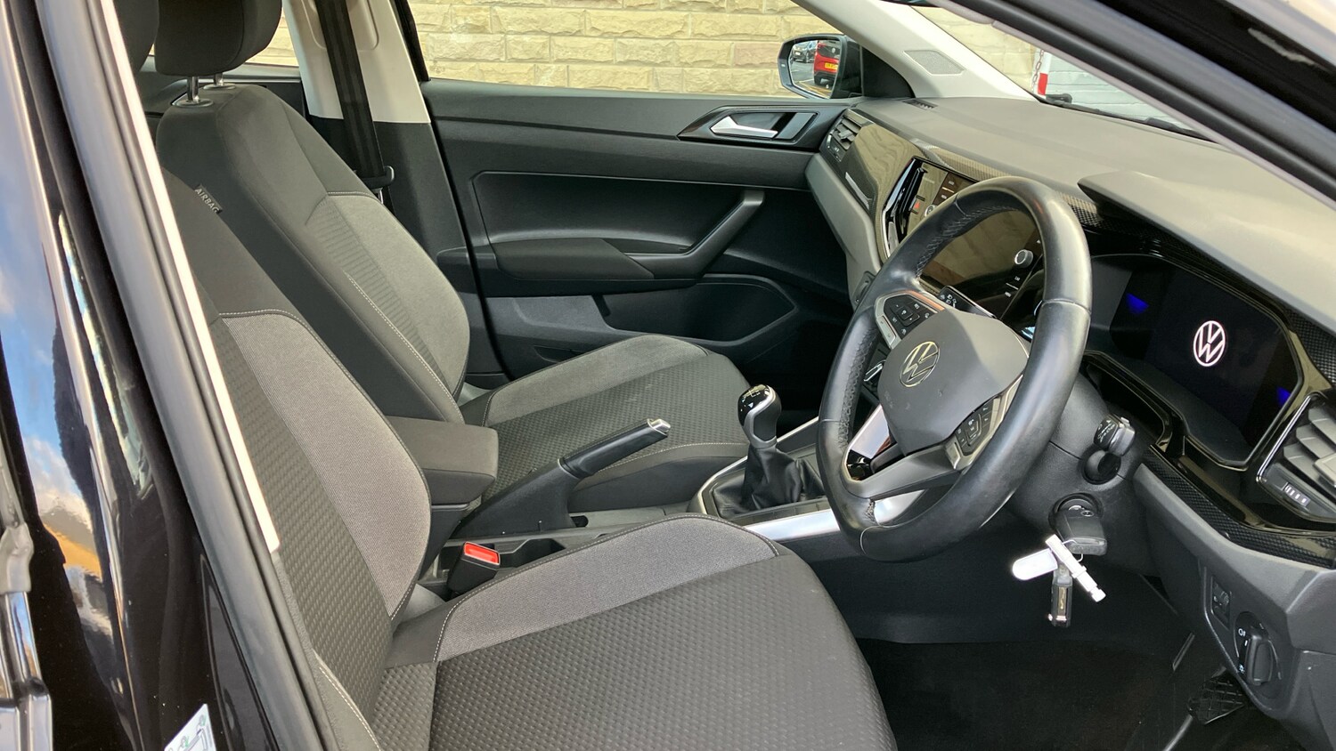 Used Volkswagen Polo 2023 for sale - 76684763: Photo 15