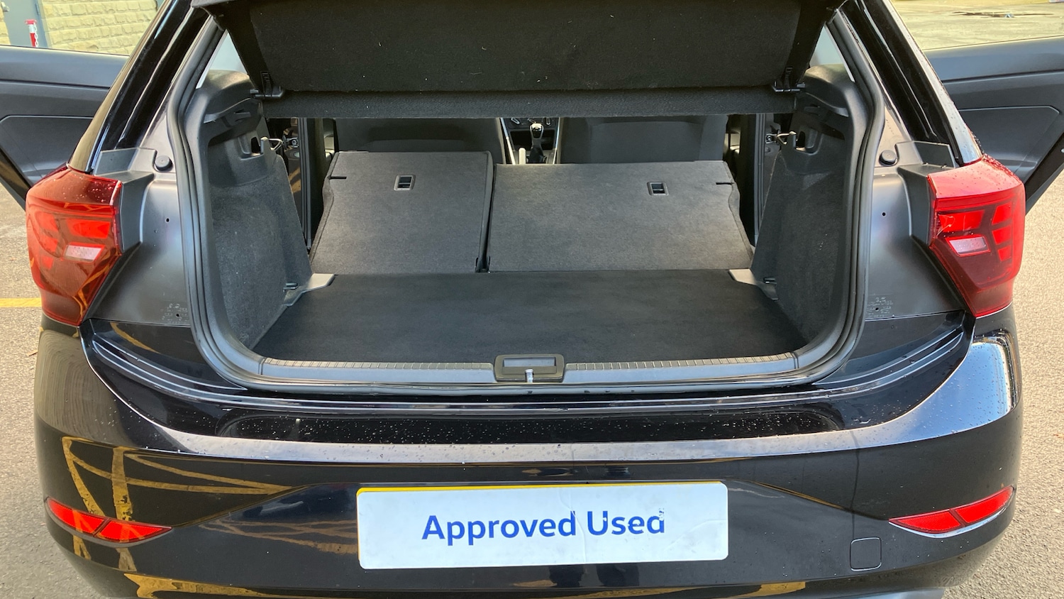 Used Volkswagen Polo 2023 for sale - 76684763: Photo 41