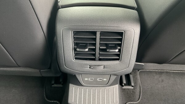 Used Volkswagen T-Roc 2025 for sale - 76063687: Photo 39