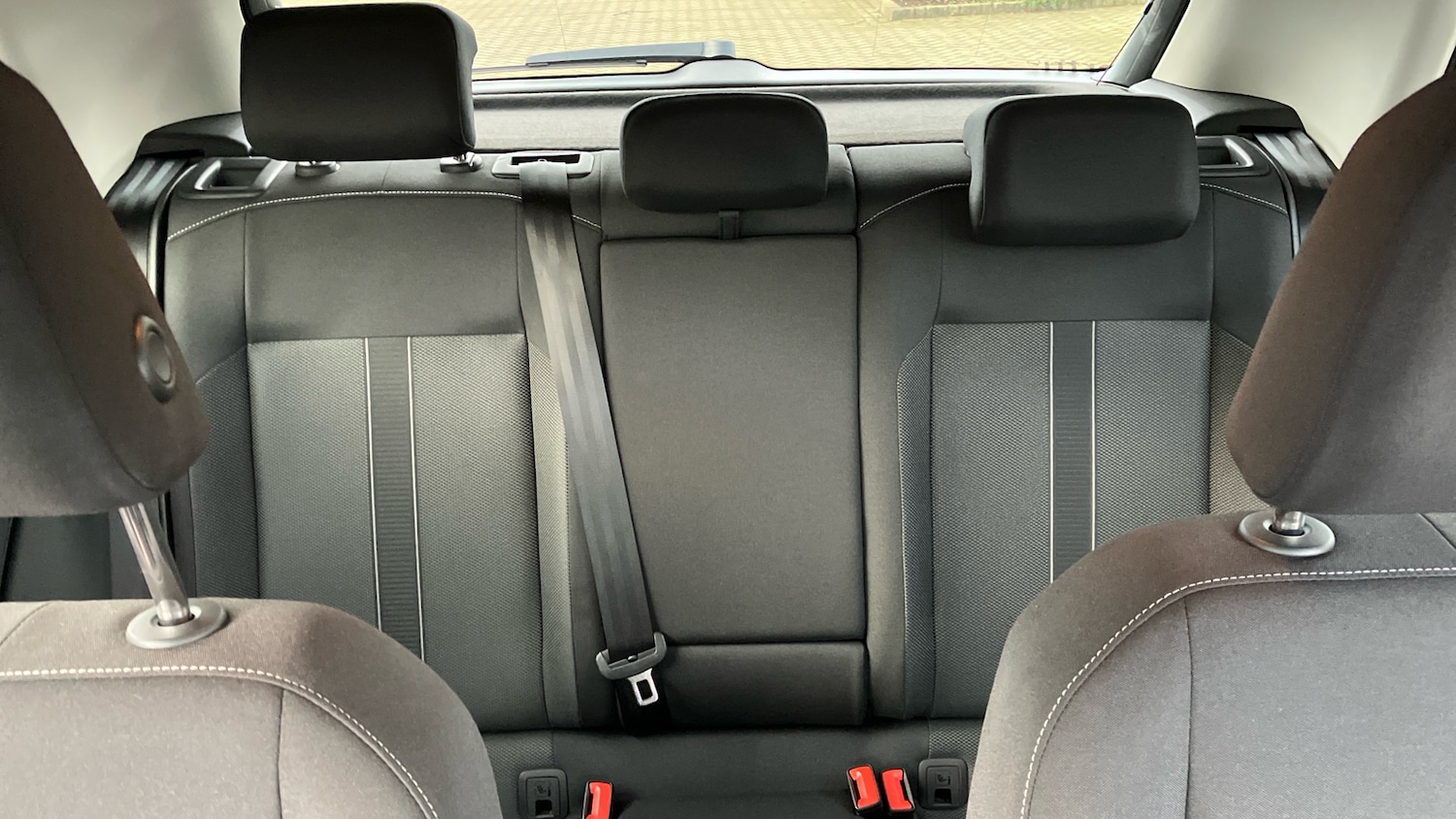 Used Volkswagen T-Roc 2025 for sale - 76830523: Photo 16