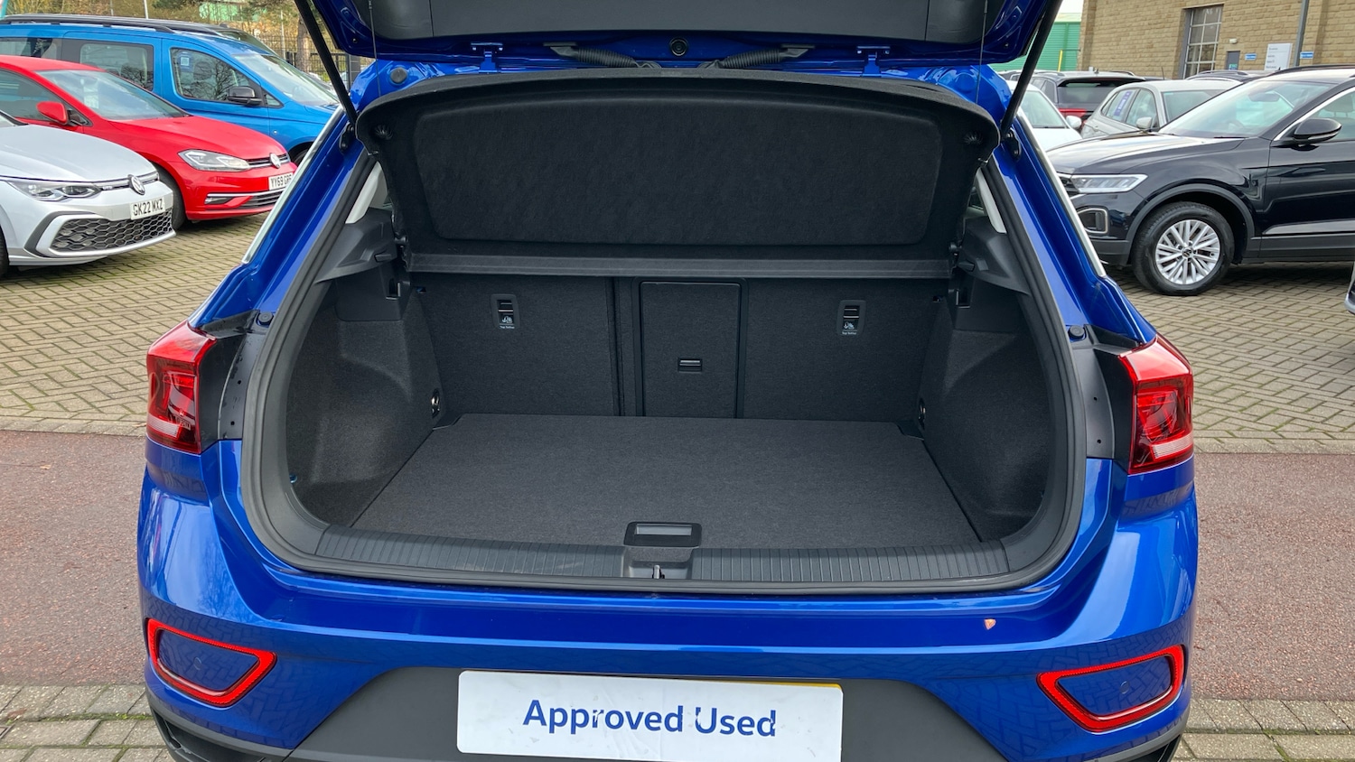 Used Volkswagen T-Roc 2025 for sale - 76830523: Photo 20