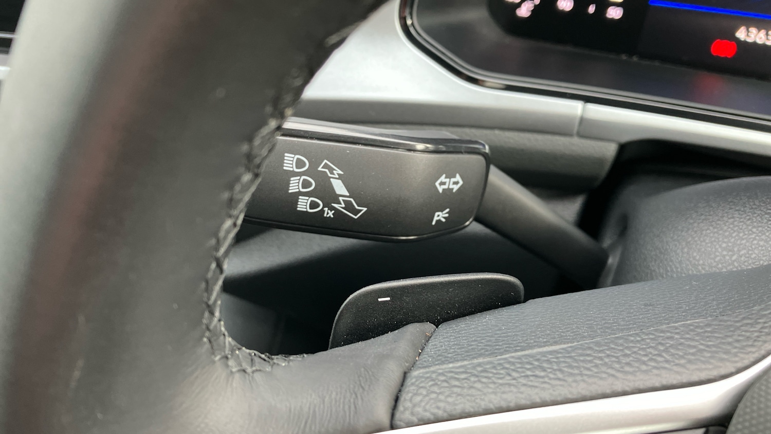 Used Volkswagen T-Roc 2025 for sale - 76830523: Photo 23