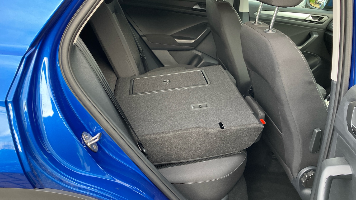 Used Volkswagen T-Roc 2025 for sale - 76830523: Photo 40