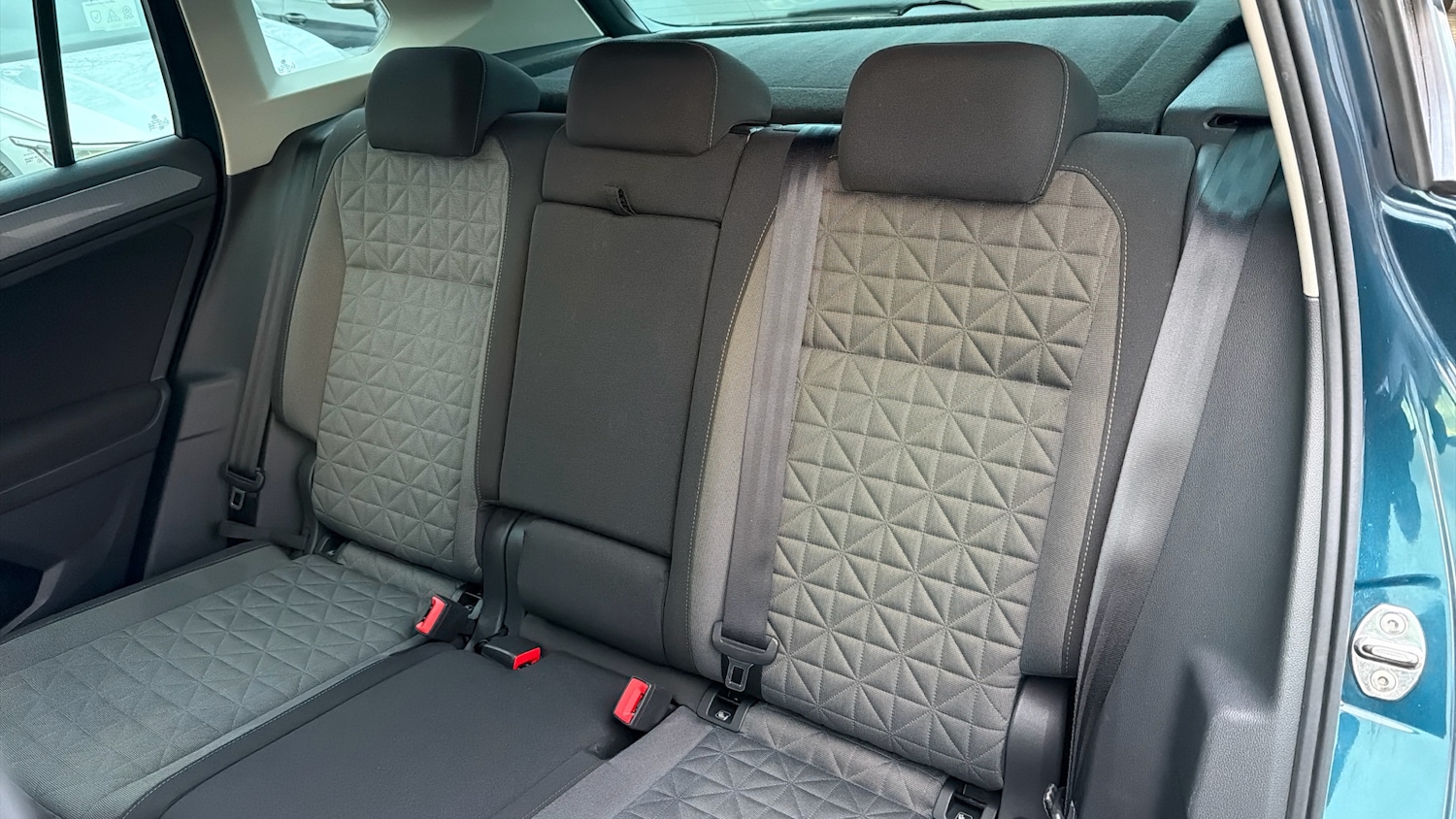 Used Volkswagen Tiguan 2021 for sale - 77988927: Photo 16