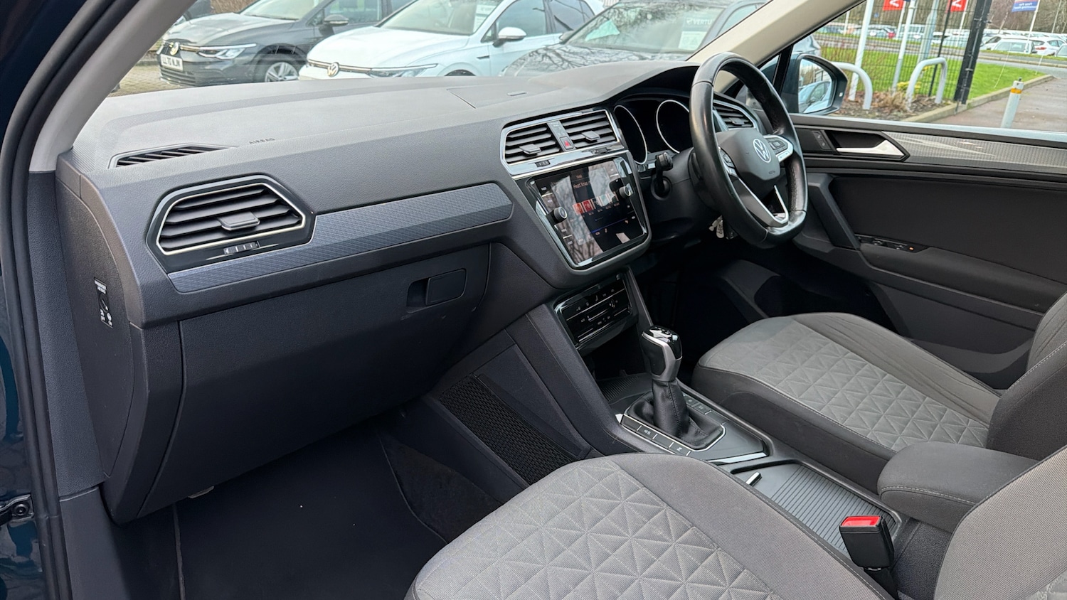 Used Volkswagen Tiguan 2021 for sale - 77988927: Photo 2