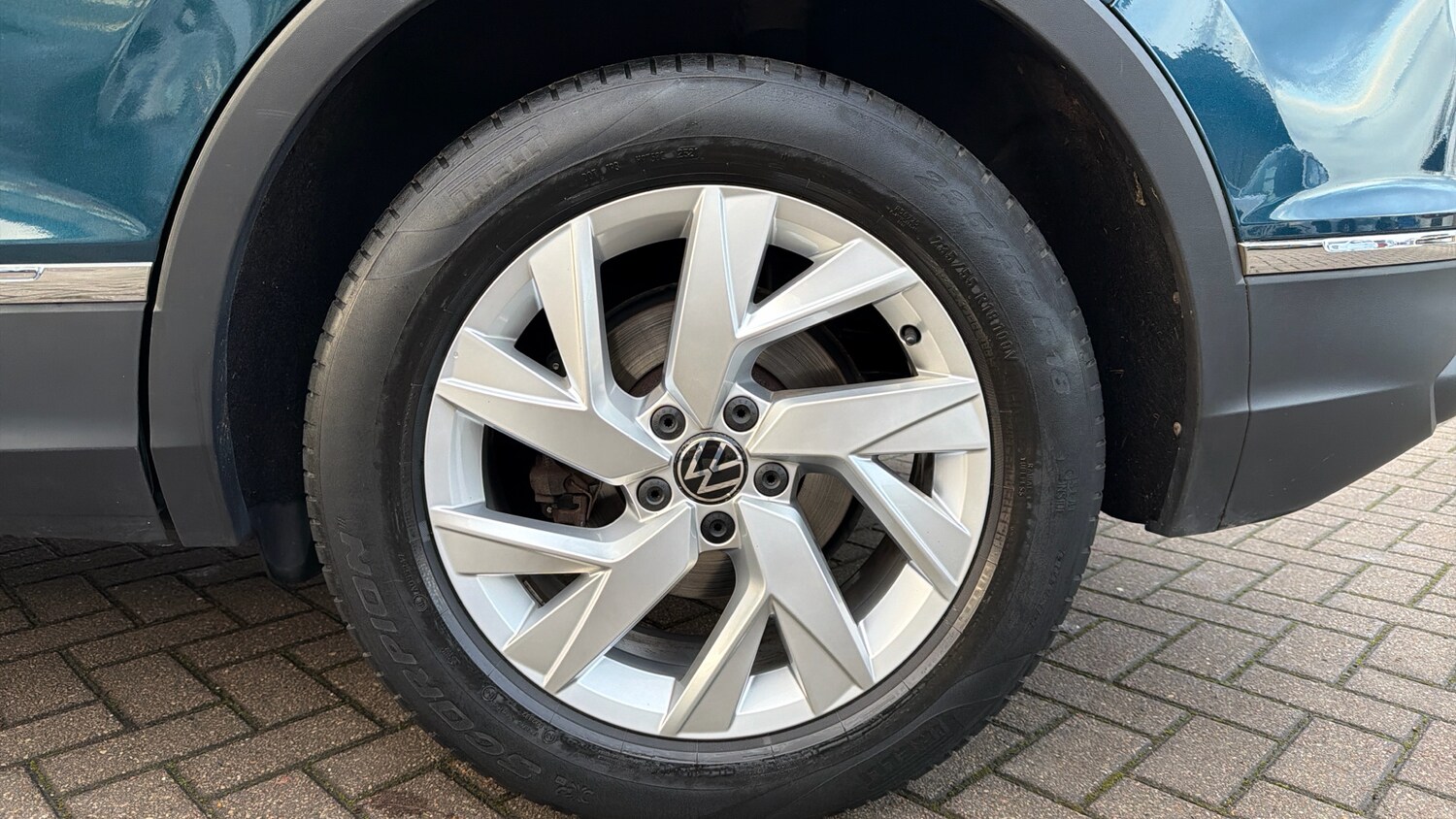 Used Volkswagen Tiguan 2021 for sale - 77988927: Photo 22