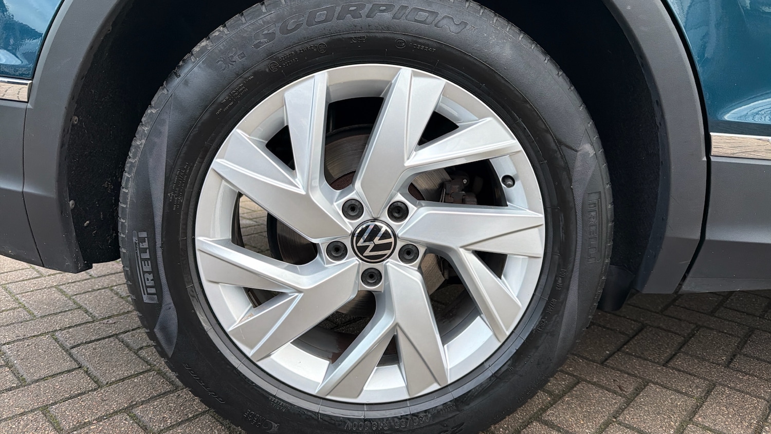 Used Volkswagen Tiguan 2021 for sale - 77988927: Photo 23