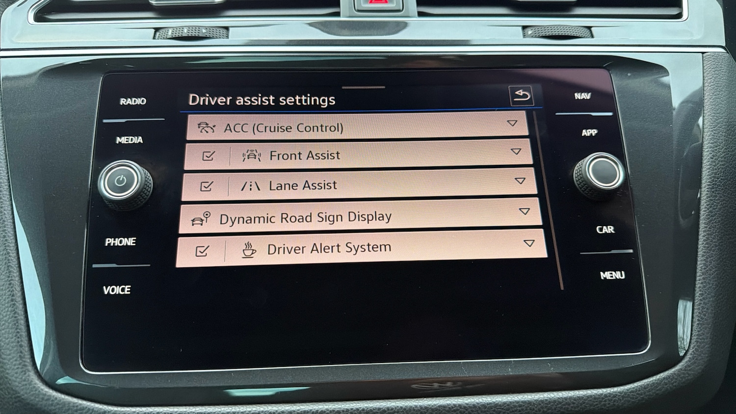 Used Volkswagen Tiguan 2021 for sale - 77988927: Photo 34