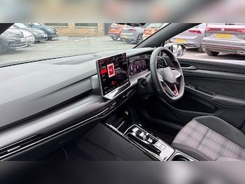 Used Volkswagen Golf 2026 for sale - 79162399: Photo