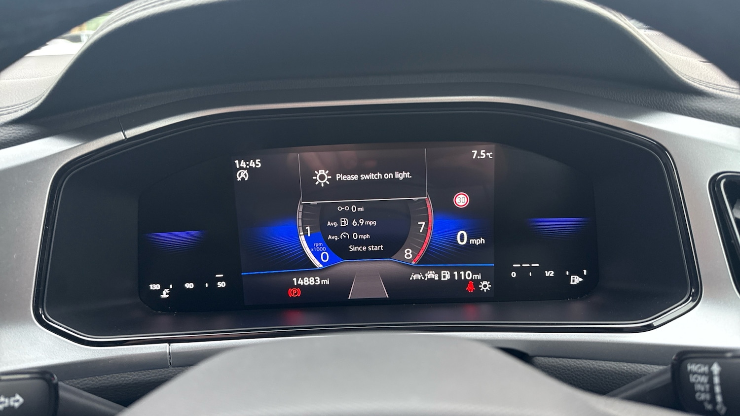 Used Volkswagen T-Roc 2025 for sale - 77208829: Photo 11