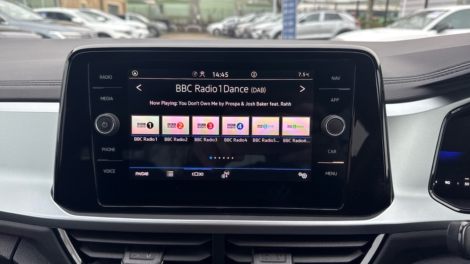 Used Volkswagen T-Roc 2025 for sale - 77208829: Photo 12