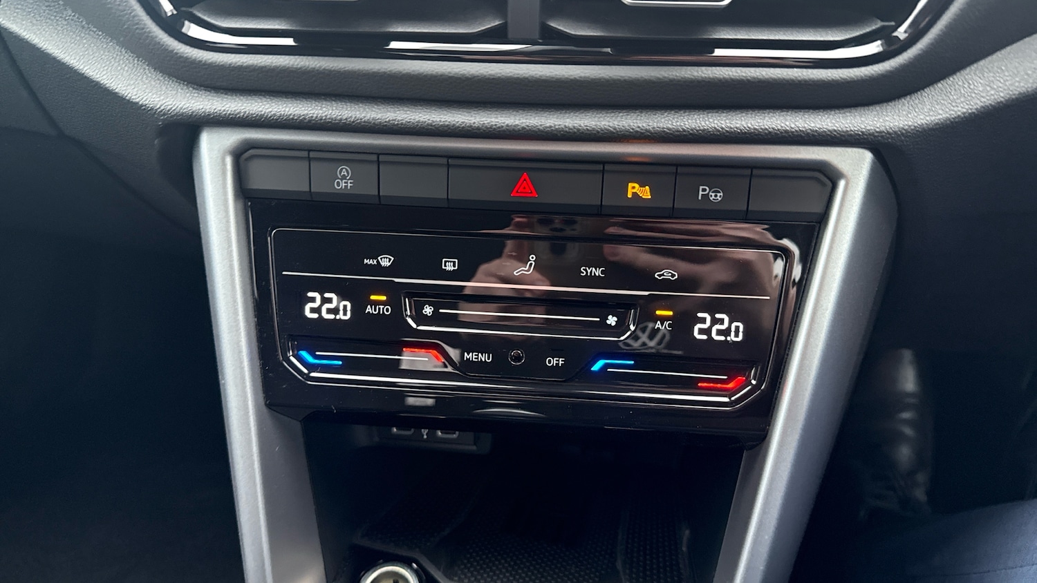 Used Volkswagen T-Roc 2025 for sale - 77208829: Photo 13