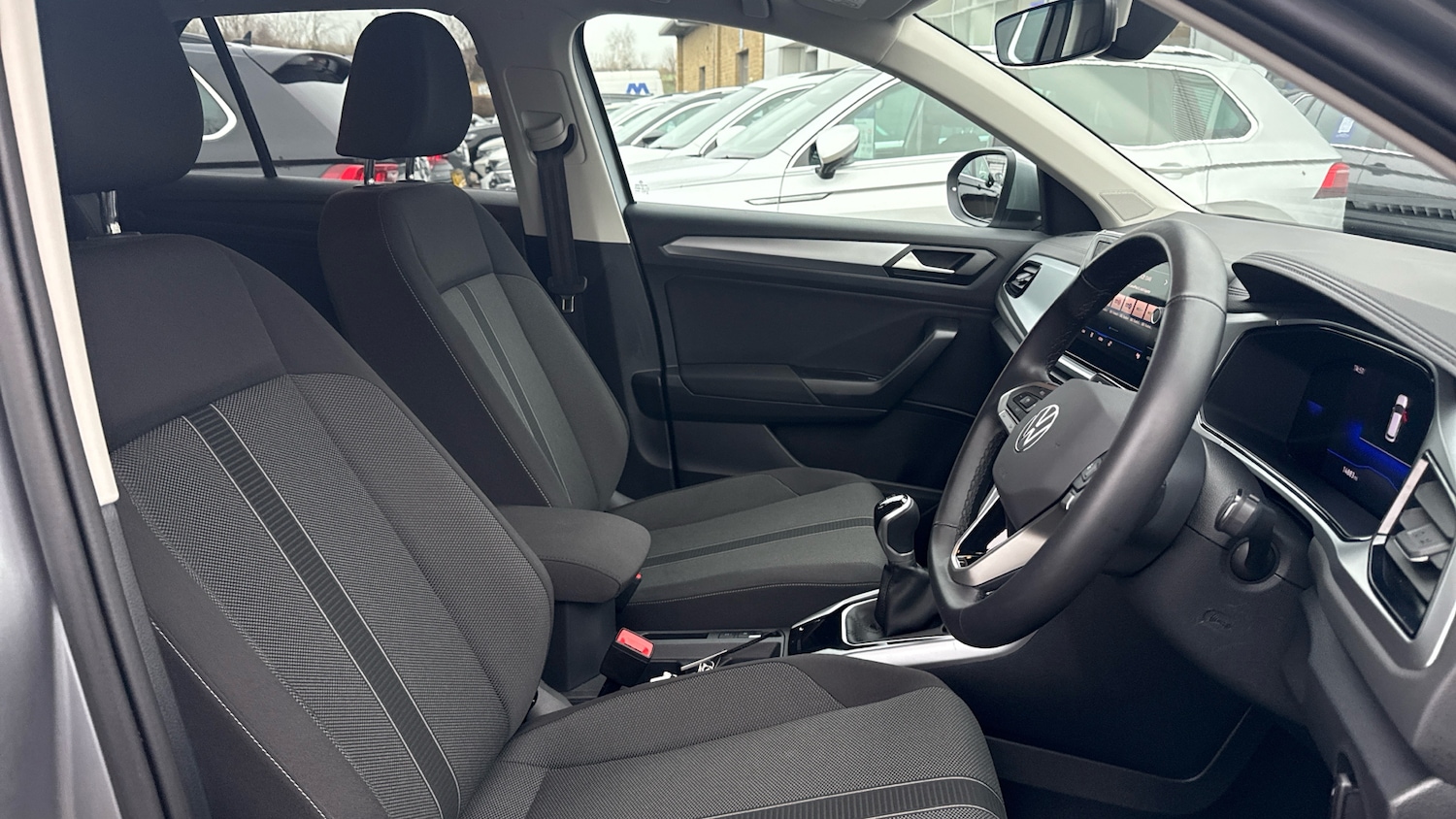 Used Volkswagen T-Roc 2025 for sale - 77208829: Photo 15