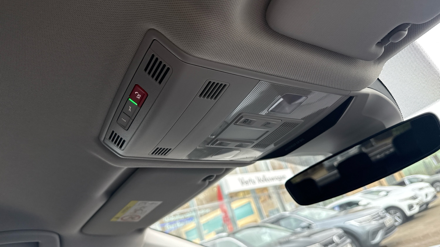 Used Volkswagen T-Roc 2025 for sale - 77208829: Photo 23