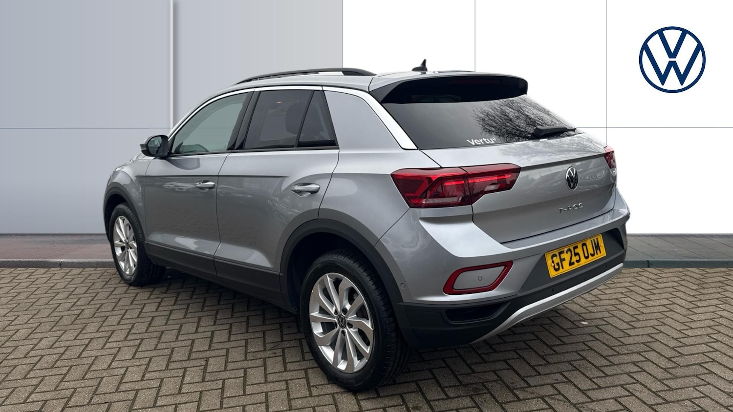 Used Volkswagen T-Roc 2025 for sale - 77208829: Photo 3